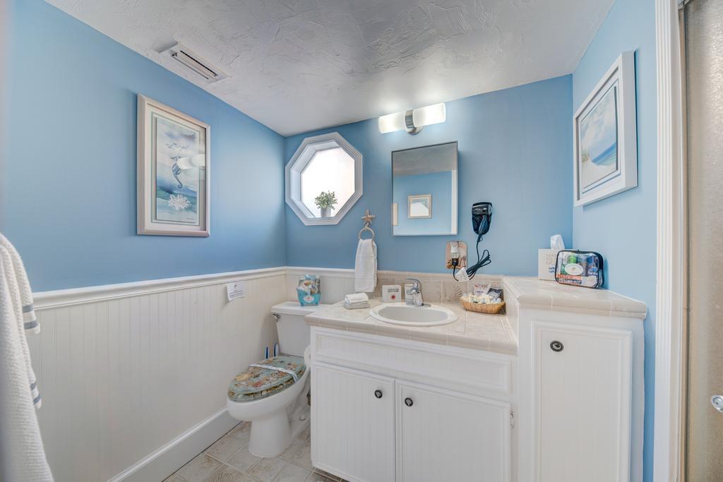 Family Tides Villa Stuart Bagian luar foto