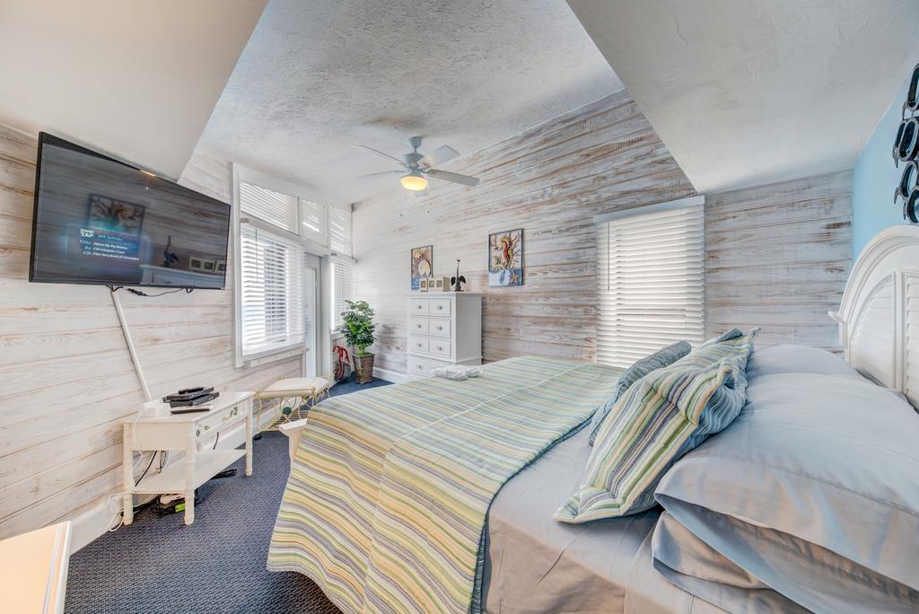 Family Tides Villa Stuart Bagian luar foto