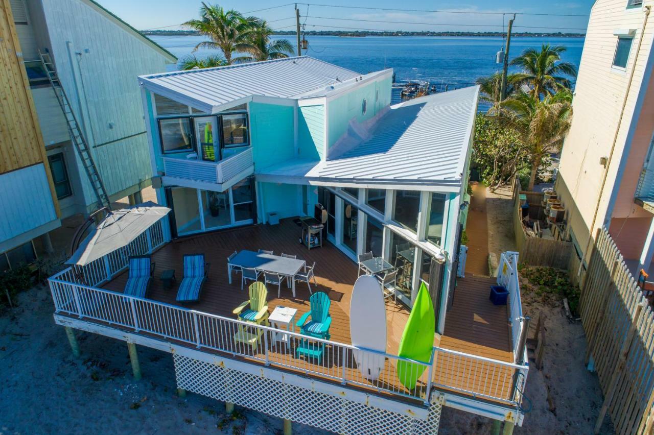 Family Tides Villa Stuart Bagian luar foto