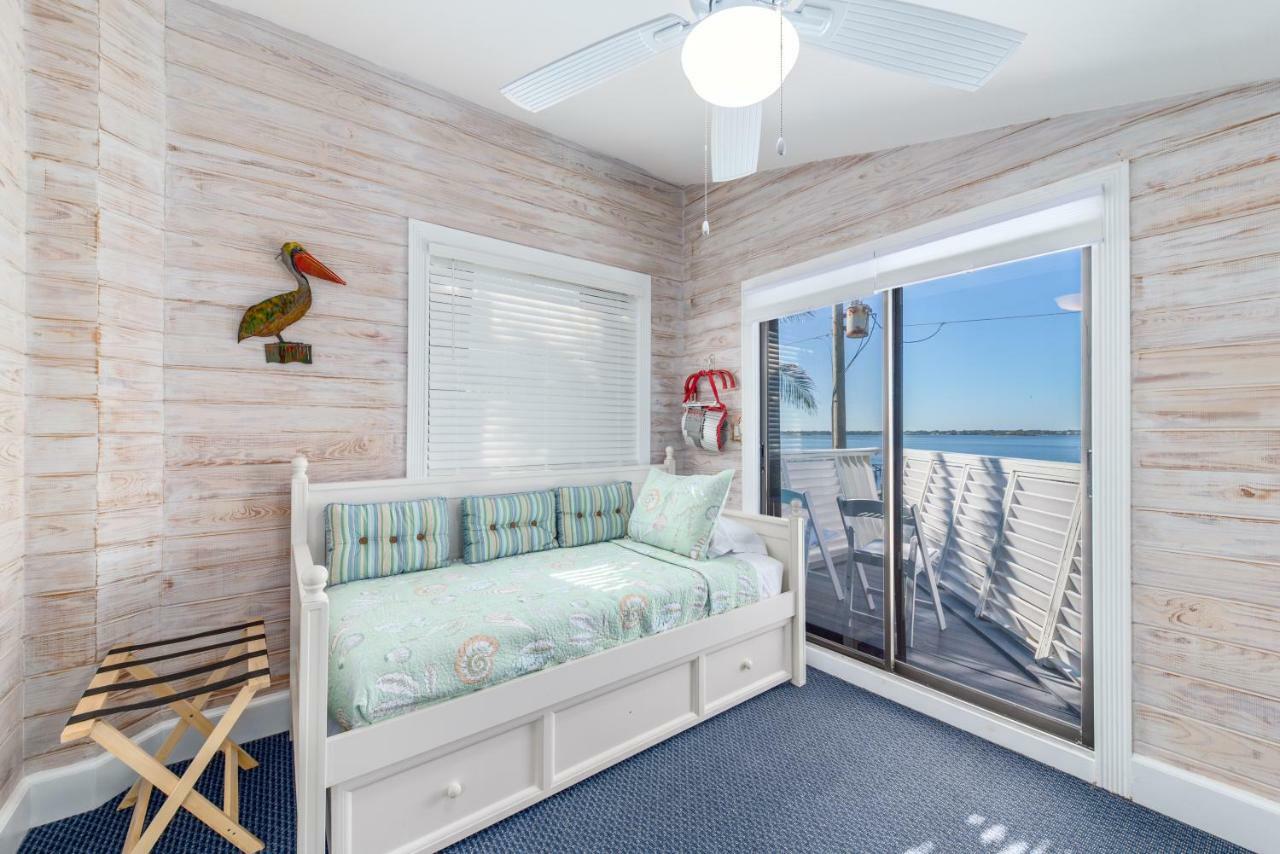 Family Tides Villa Stuart Bagian luar foto